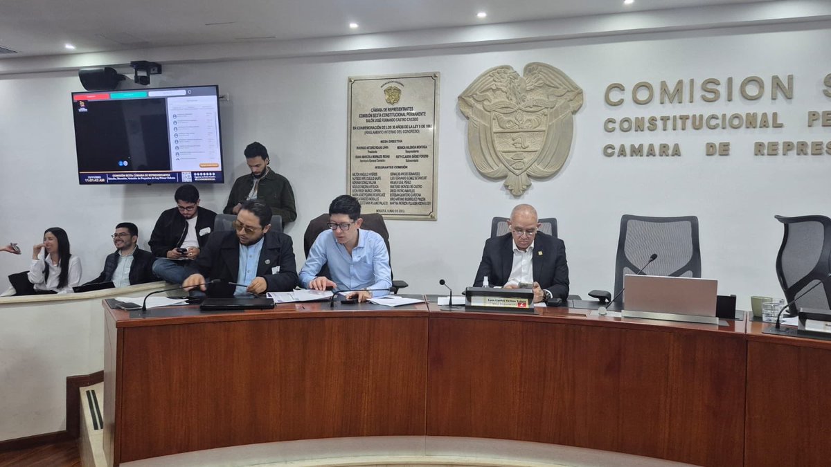 A la espera de iniciar la discusión del proyecto de ley de financiación a la educación superior en la comisión 6a de cámara. Le pido a la comunidad universitaria del país estar pendiente, estamos con los tiempos justos.