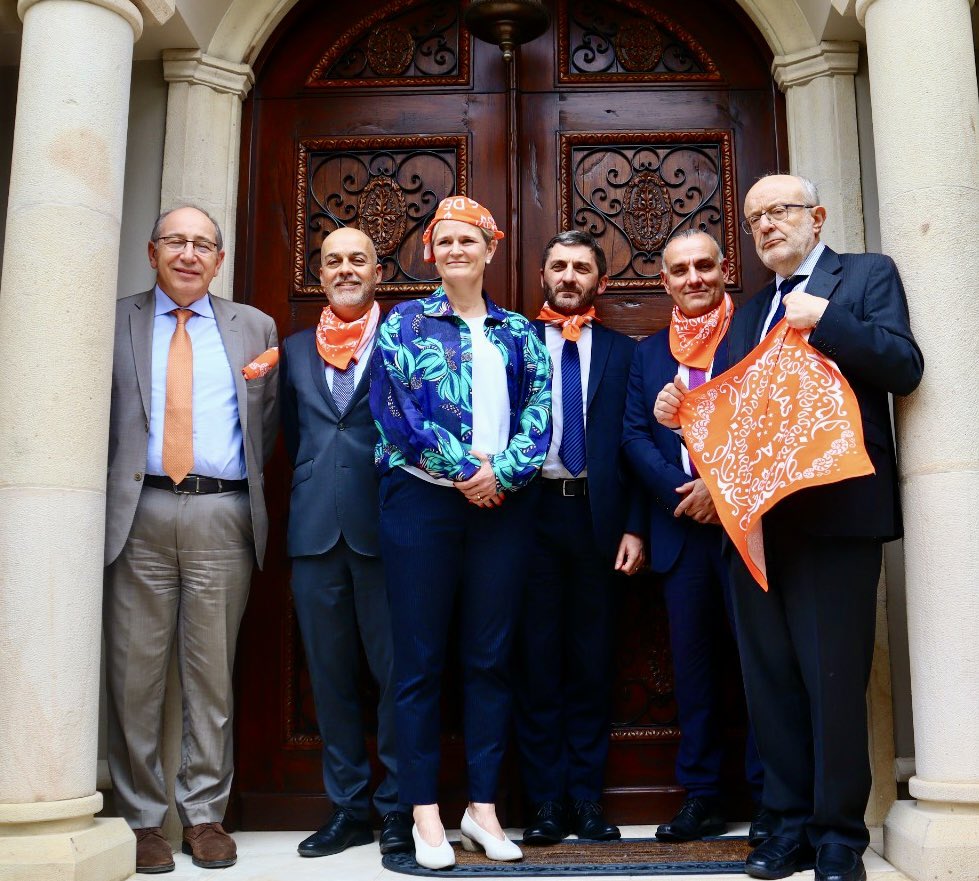 Hoy damos inicio a los 16 Días de Activismo contra la Violencia de Género. Los embajadores de la Unión Europea y sus Estados Miembros #TeamEurope, reafirman su compromiso con la igualdad, la seguridad y la lucha contra la violencia contra la mujer.

En un contexto global donde