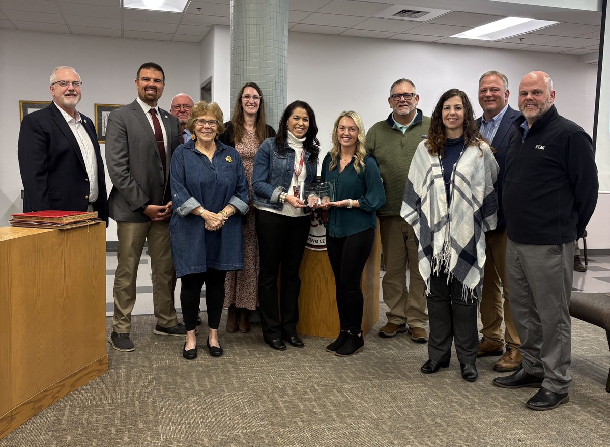 KEMIworkerscomp's tweet image. Congratulations, Harrison County Public Schools, on receiving your second Destiny Award! This award reflects your unwavering commitment to workplace safety, providing the safest environment possible for students, staff, and community. #worksafe #HarrisonCountyPublicSchools