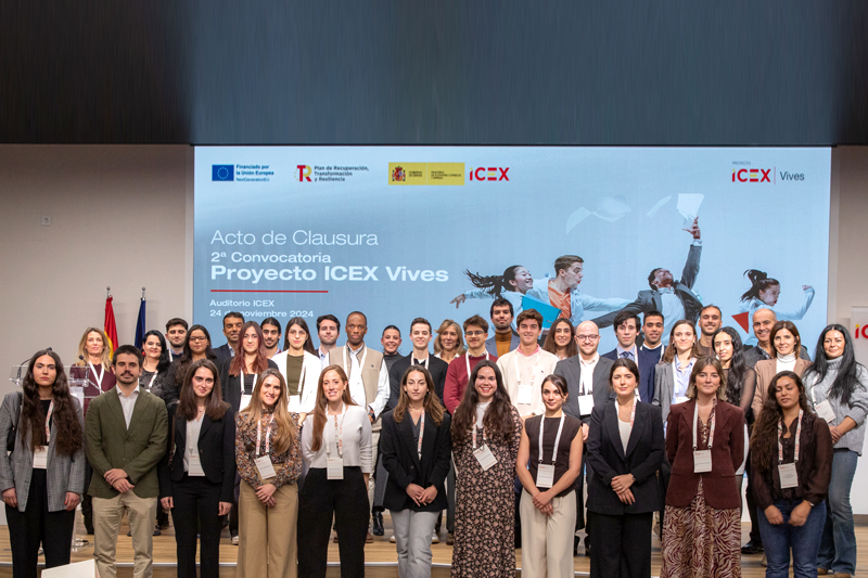 cyleconomica's tweet image. El proyecto #ICEXVives permite realizar #prácticas #internacionales a 113 #jóvenes de #CastillayLeón ow.ly/yyyZ50XxA3s #formación #talento #empresas #mercadosexteriores @ICEX_ @ICLAVERO