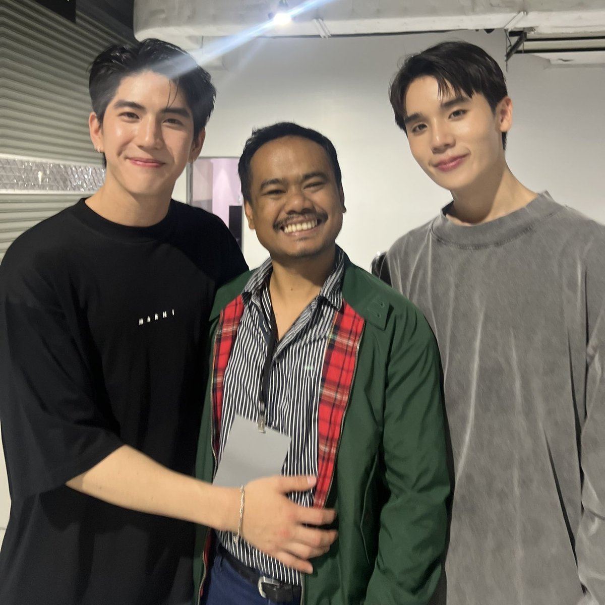 ilyseatwn's tweet photo. จิมมี่ซี x พี่โจ้ 2026 เกิดขึ้นแล้วจริงๆ

#IWillAlwaysSaveYou
#jimmyyjp #sea_tawinan #จิมมี่ซี https://t.co/cw7YAn5M3j