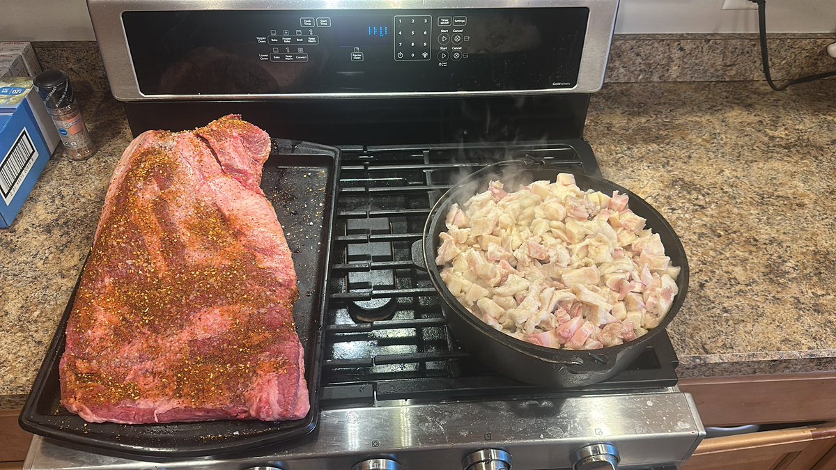 DocDos5's tweet image. Tis the season for brisket and fat rendering