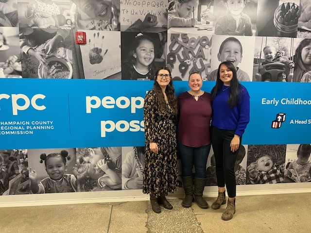 bankchampaign's tweet image. We held a collection drive for Champaign County Head Start to support low-income families and vulnerable kids. They still need non-perishables, coats, hats, gloves, and toiletries. Let’s keep making a difference! ccrpc.org/divisions/head… #CommunityFirst #GiveBack