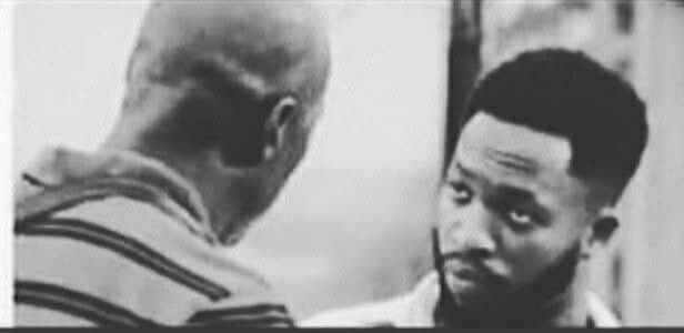 mr_adebayo55's tweet image. My uncle: a little bird told me you&apos;re doing drugs 

Me:you&apos;re talking with birds and you&apos;re asking me if I&apos;m doing drugs ?