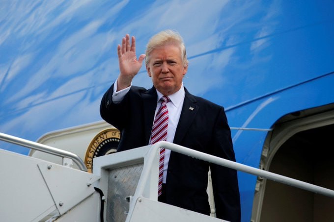 WakeUpPatriott's tweet photo. 🚨BREAKING: Over 95% of  the people living in America🇺🇸 are happy with what Trump has archieved since becoming President.

Are you one of them?

If Yes, Give me a THUMBS-UP👍! https://t.co/lxrczjSQeI