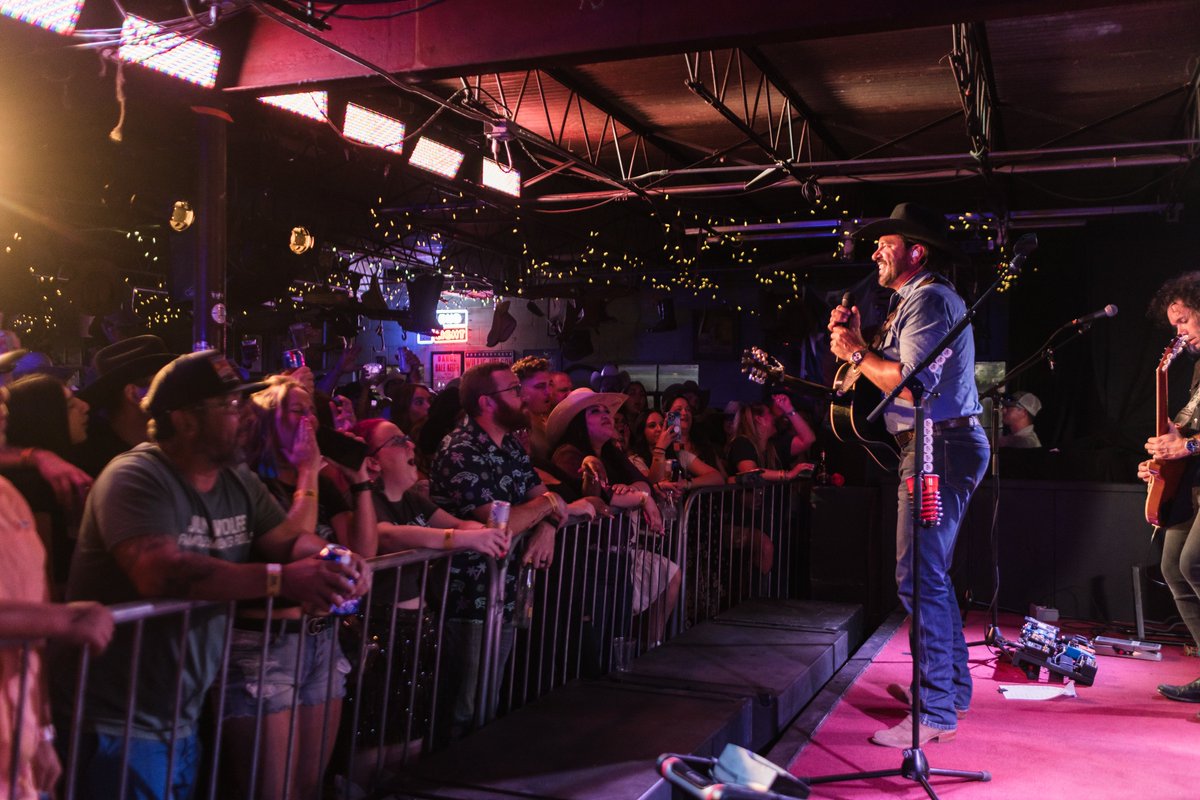 Jon Wolfe tweet media