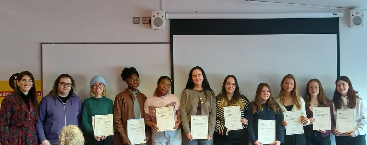 AppliedPsychTus's tweet image. Yesterday we congratulated some of our student who attended our APE (Applied Psychology Experiment) Lab classes over the past semester,
Their dedication means they have acquired skills that will be helpful in propelling their future research!