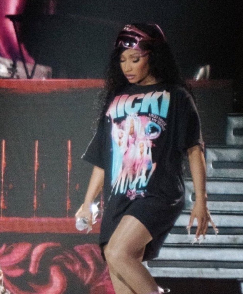 erion_jordan's tweet image. Daily reminder that Nicki Minaj has the 3rd highest grossing rap tours of all time! 😏💪🏾🦄