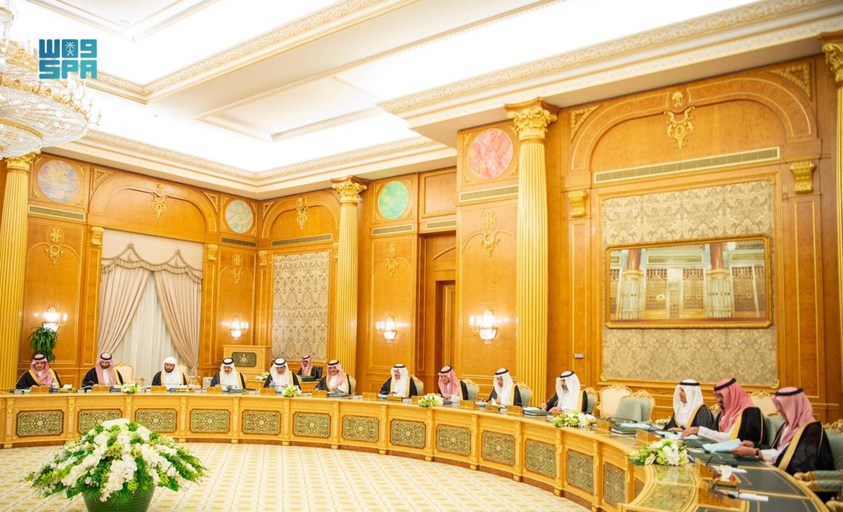 spagov's tweet image. #مجلس_الوزراء يستعرض مخرجات النشاطات الدولية التي استضافتها المملكة في الأيام الماضية، وينوّه بتحقيق معرض (سيتي سكيب العالمي 2025) نجاحات ستسهم في تعزيز مستهدفات مساهمة القطاع العقاري في الاقتصاد الوطني، مع إطلاق صفقات عقارية بقيمة بلغت (237) مليار ريال؛ لتعكس بذلك حجم السوق…