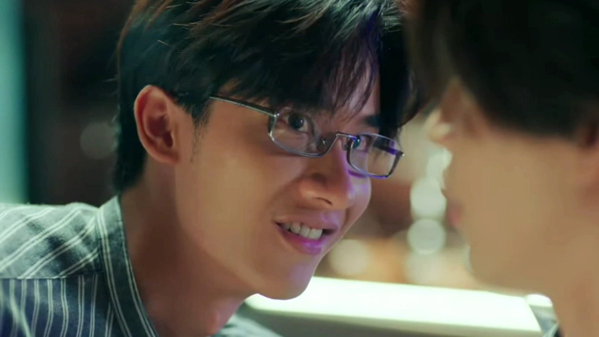 taynewnsan's tweet image. nerd younger top! — pretty older bot!