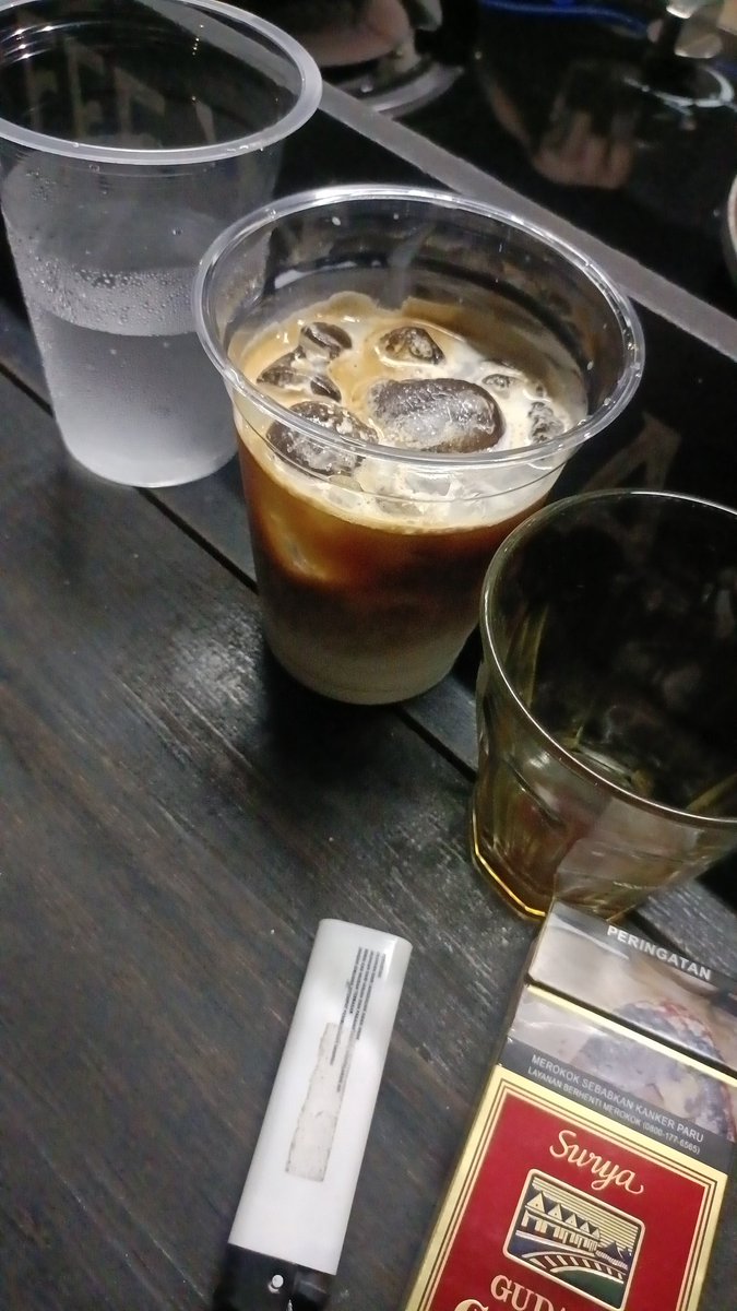 ged_gor's tweet image. Ngopi sek pakpuhh