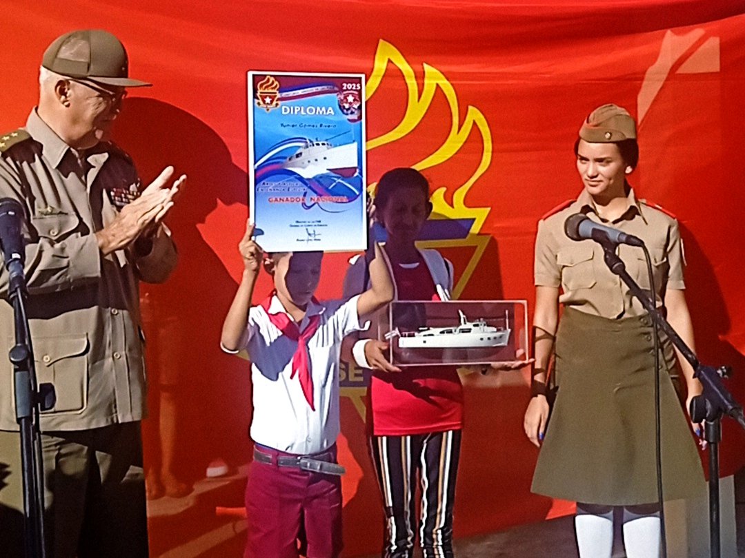 Ejército Central Cuba tweet media