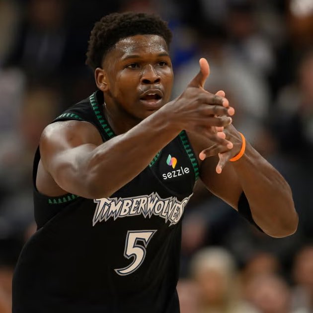 esidery's tweet image. The Timberwolves’ four-man lineup of Anthony Edwards, Jaden McDaniels, Rudy Gobert, and Julius Randle is dominating opponents this season:

Offensive Rating: 120.3 (3rd)
Defensive Rating: 105.6 (2nd)
Net Rating: +14.7 (2nd)

Minnesota is a point guard away from Finals contention.