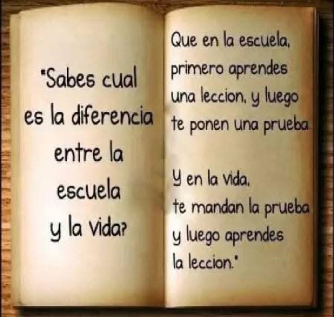 Fundavade's tweet image. Los VALORES son principios morales y éticos que guían el comportamiento y la toma de decisiones. La educación es el &quot;qué&quot; y el &quot;cómo&quot; aprender, mientras que la EDUCACIÓN en VALORES se enfoca en el &quot;por qué&quot; y el &quot;para qué&quot;, formando a la persona como ciudadano.