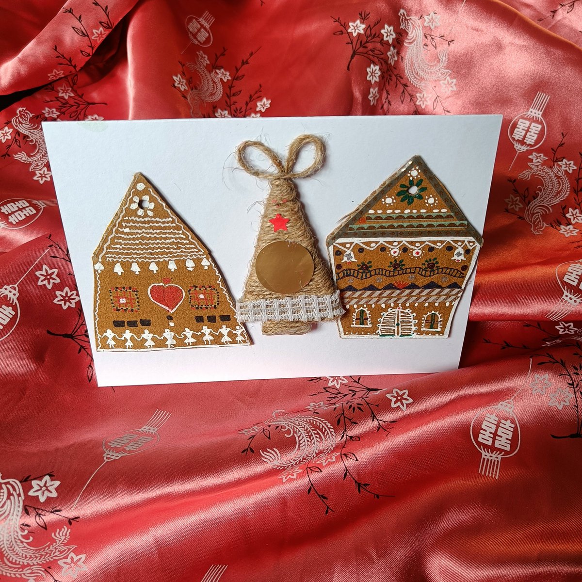 tikulli's tweet image. #trashtotreasure is my recycle reuse project. DM if you would like to have a #sustainablechristmas with these greeting cards. You can even frame them.