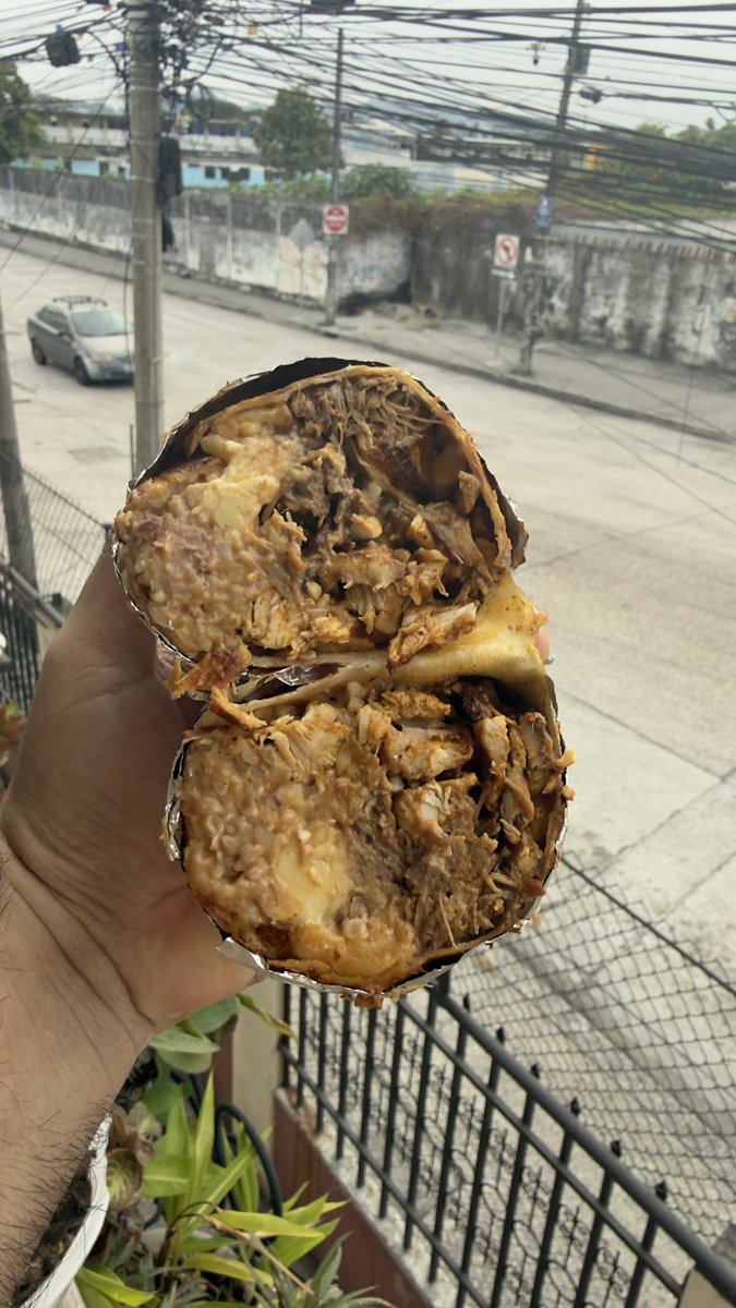luisillo5000's tweet photo. Una semana más spameando mi emprendimiento de venta de tacos de birria y burritos, cada semana le meto todo mi corazón para que este proyecto que me encanta lo conozcan todos, si quieres probarlos déjame un mensajito y sino pues con un like nos ayudarías a llegar a más personas. https://t.co/lthx2yNAgN