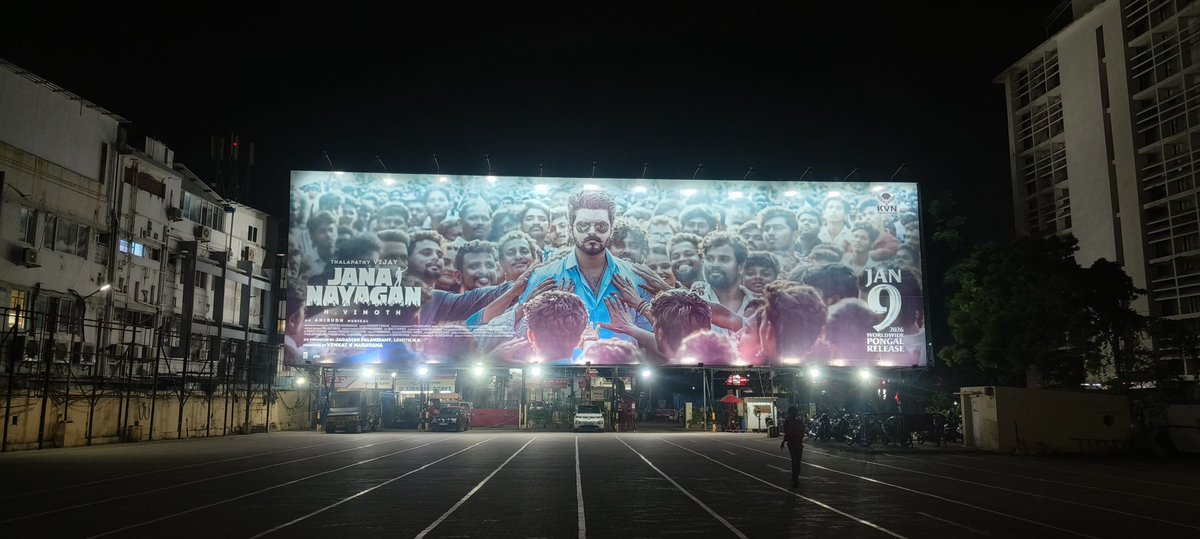 prithvikrish's tweet image. He is here ....😍 #JanaNayagan #ThalapathyVijay