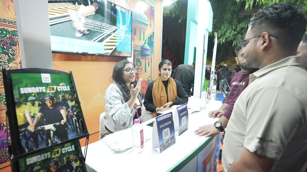 FitIndiaOff's tweet image. Khelo India University Games kicks off with vibrant energy! The Fit India booth drew in students with engaging activities and fitness challenges. 

Here are some glimpses from the action-packed start of KIUG 2025. 💪🇮🇳✨

#KIUG2025 #FitIndia #KheloIndia #UniversityGames