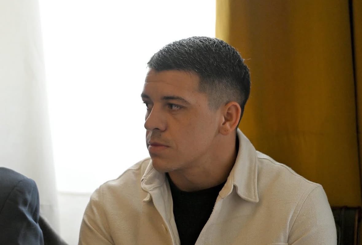 cecicaputi's tweet image. En el día de la violencia contra la mujer, condenaron a Diego García a 6 años y 8 meses por abuso sexual.

Nada repara el daño a la víctima, pero al menos encontró algo de justicia. Los violadores a la cárcel.