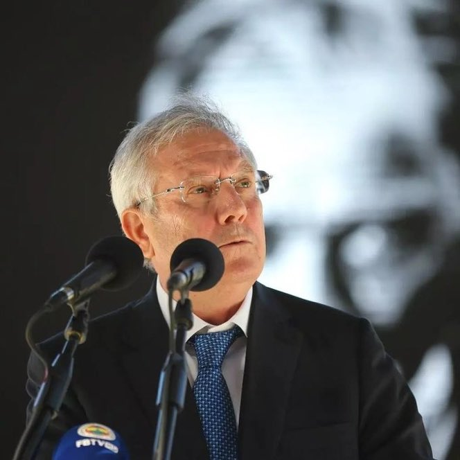 Aziz Yıldırım:     

“Galatasaray şike yaptı” dedim diye beni dava ettiler, davayı ben kazandım.