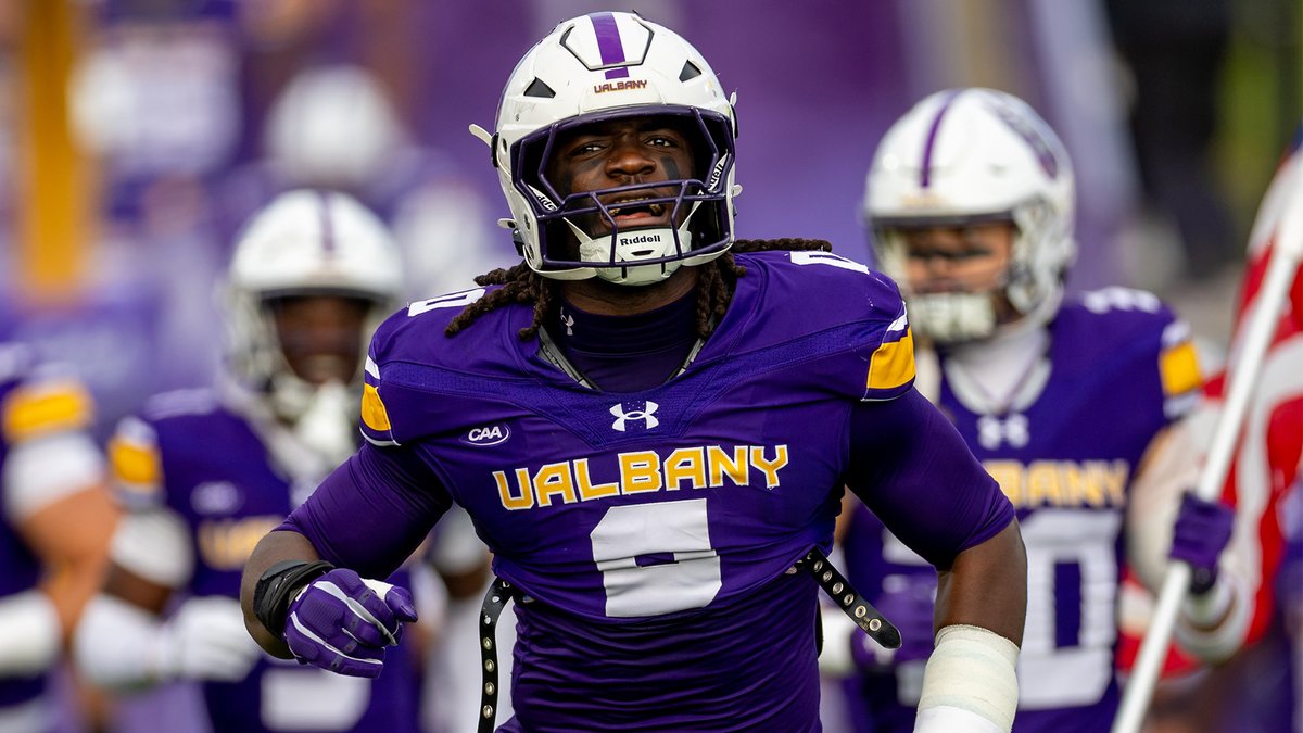 UAlbanyFootball's tweet image. We've collected 5️⃣ CAA Postseason Awards 🏆

Balansama Kamara, DL – First Team
Carter Moses, TE – Second Team
Chris Gales, SPEC – Second Team
Steven Mahar Jr., FB/HB – Honorable Mention
Dillon Dunathan, LB – Honorable Mention

📰: tinyurl.com/538r65f5

#UAUKNOW