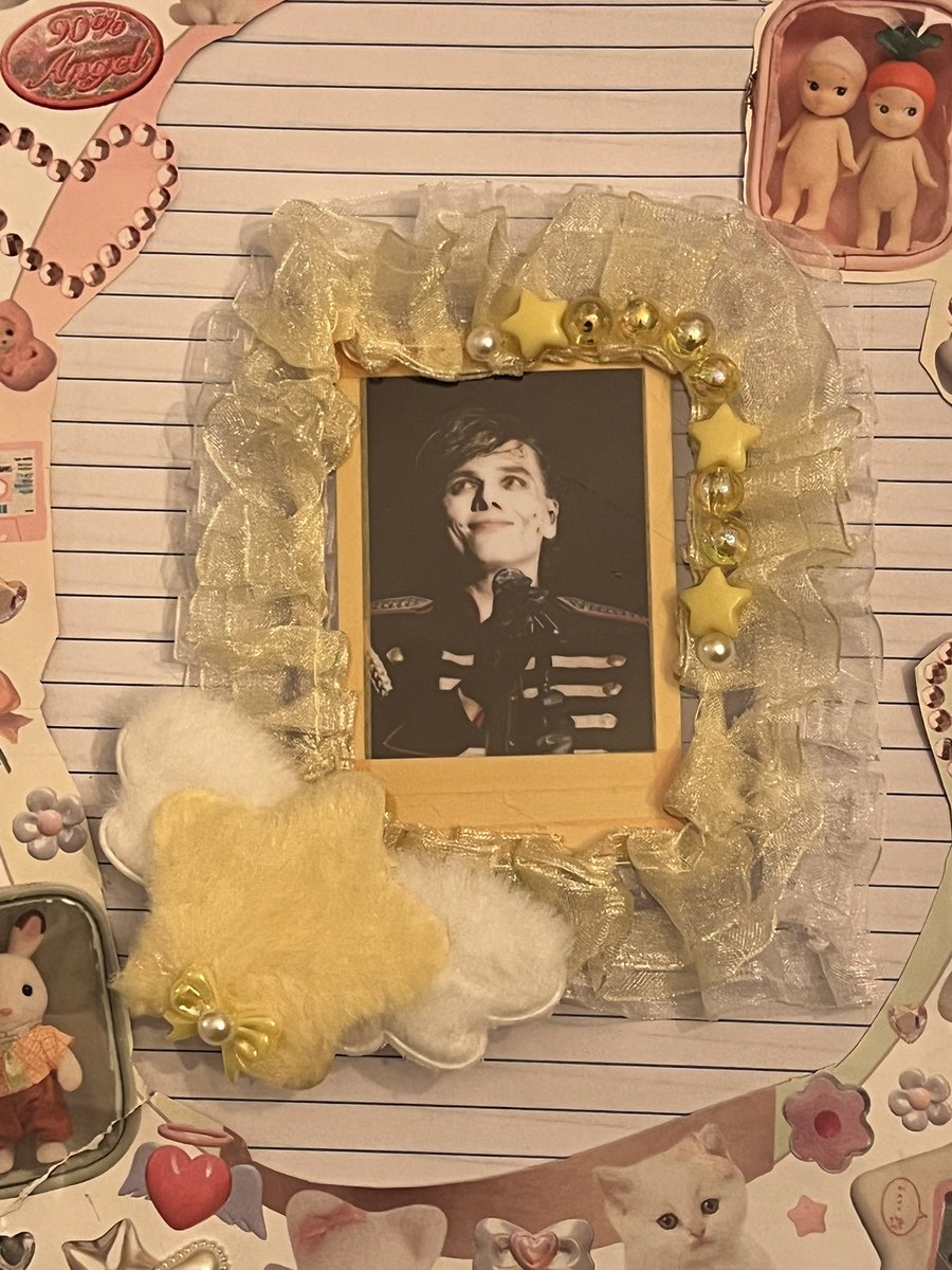 peppygoth's tweet image. recent photocard freebies i made for mcr san antonio next year ⭐️🖤