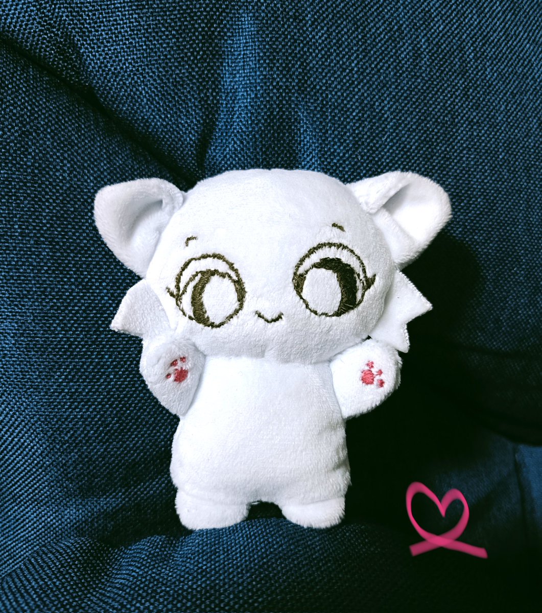 な*じ様 モーヴ ✧ 20cm 自作ぬいぐるみ な*じ様 モーヴ ✧ 20cm 自作ぬいぐるみ