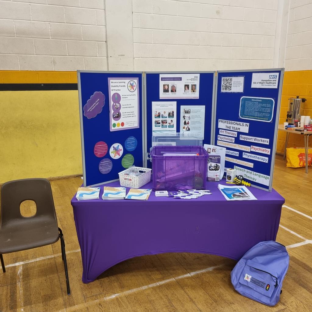 LDstrategichea1's tweet image. Tonight, I am at #TheFuturesFayre #greatoaksschool
Promoting #Learningdisability #adultcommunityteam
#AnnualHealthChecks
#SensoryBoxes