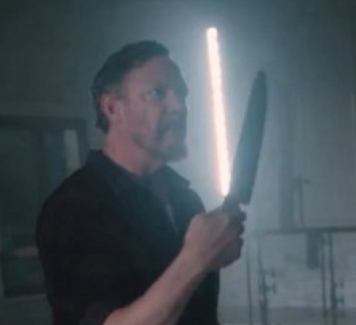 leoloric's tweet image. can we replace the knife with a big cartoon lollipop