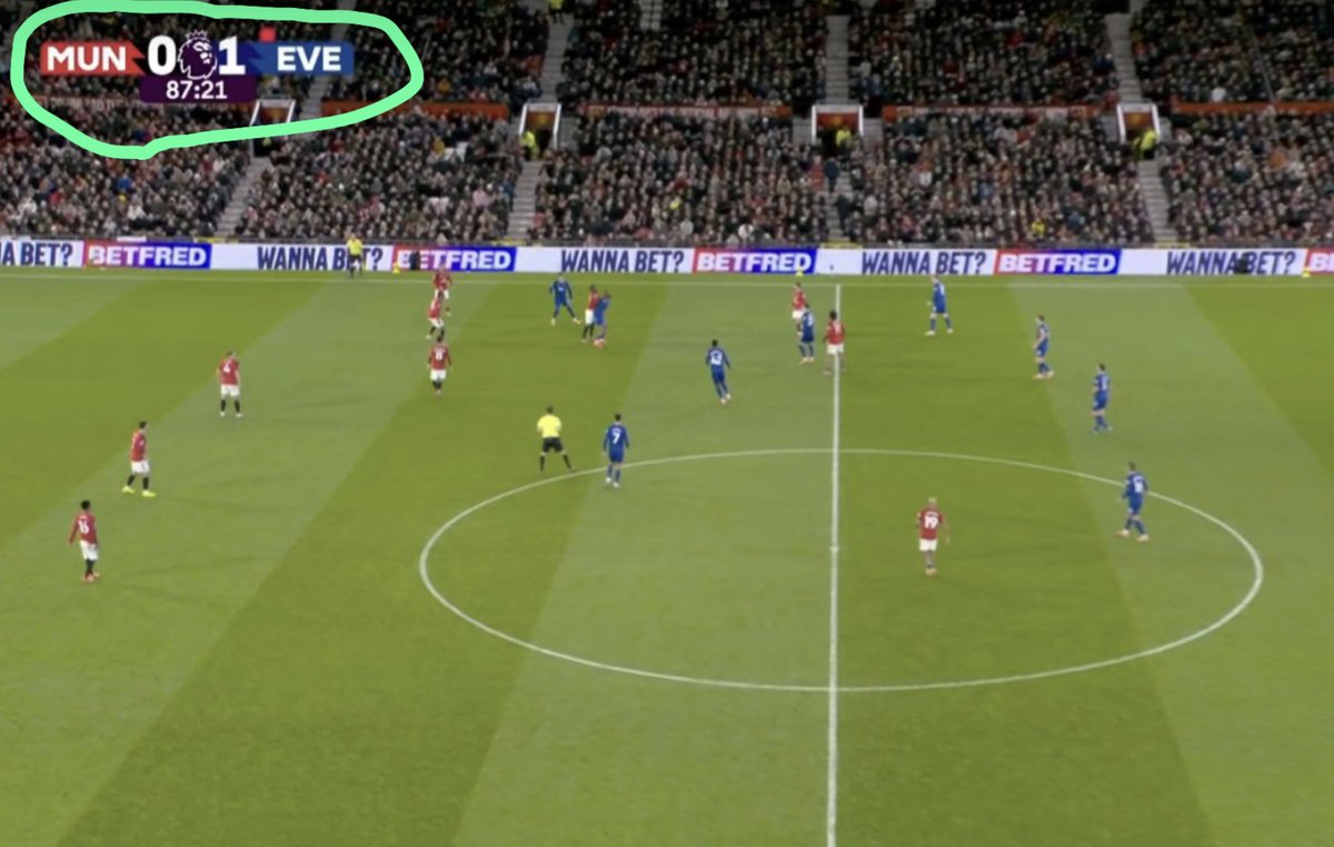 TouchlineX's tweet image. 🗣️ Ferguson: &quot;You are 1-0 down with 15 minutes to go. What&apos;s the point of keeping your back 4 and regular midfield? Of course there is a risk, but remember the dressing room after we scored those last minute goals? It was electric, absolutely electric. The fans can&apos;t wait to go…