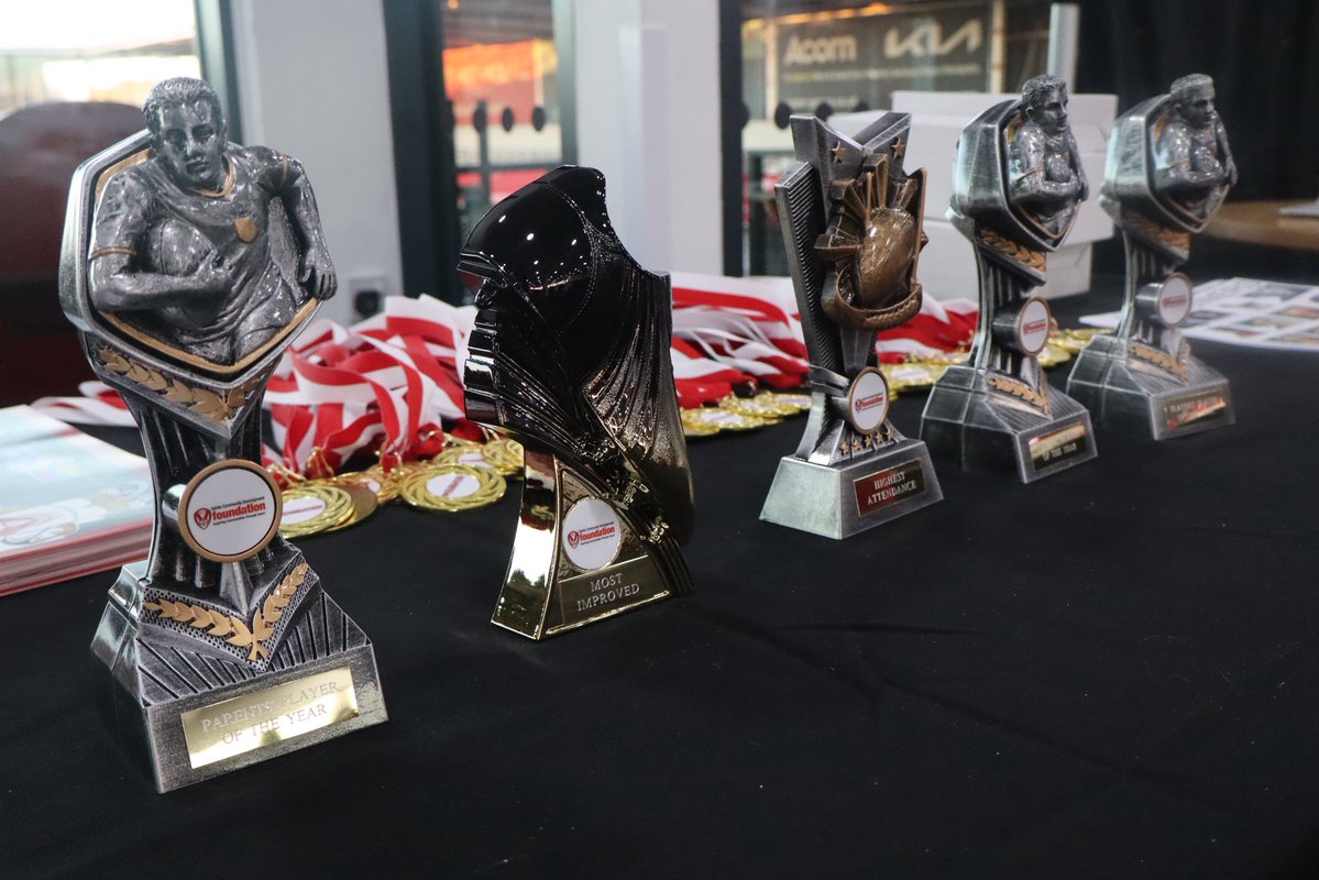 CommunitySaints's tweet image. 🥳 We’re all set for the Kevin Thompson LDSL Awards evening at the @BrewDogStadium!

🤝 Sponsored by @JRLevinsLaw

#Saintsandproud