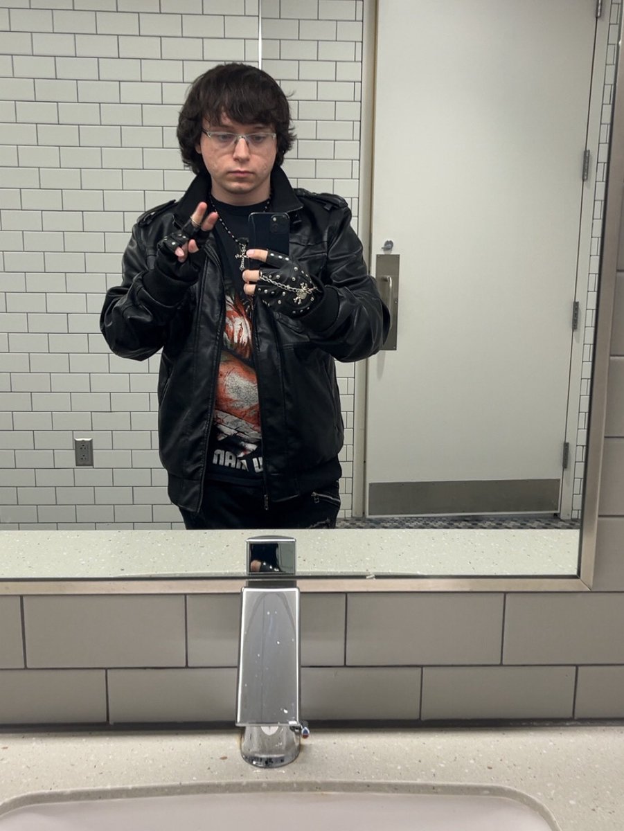 superdragart's tweet image. Player + Peak rank