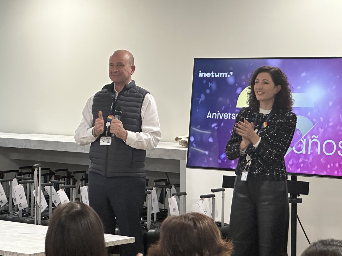 inetum_es's tweet image. [#España] ¡25 años juntos! ¡25 años de compromiso y dedicación!

Ayer celebramos algo más que tiempo, conmemoramos cada una de las historias de las personas que han dejado su huella y continúan haciéndolo en @inetum_es cada día desde hace 25 años.

Gracias 👏🏼

#WeAreInetum