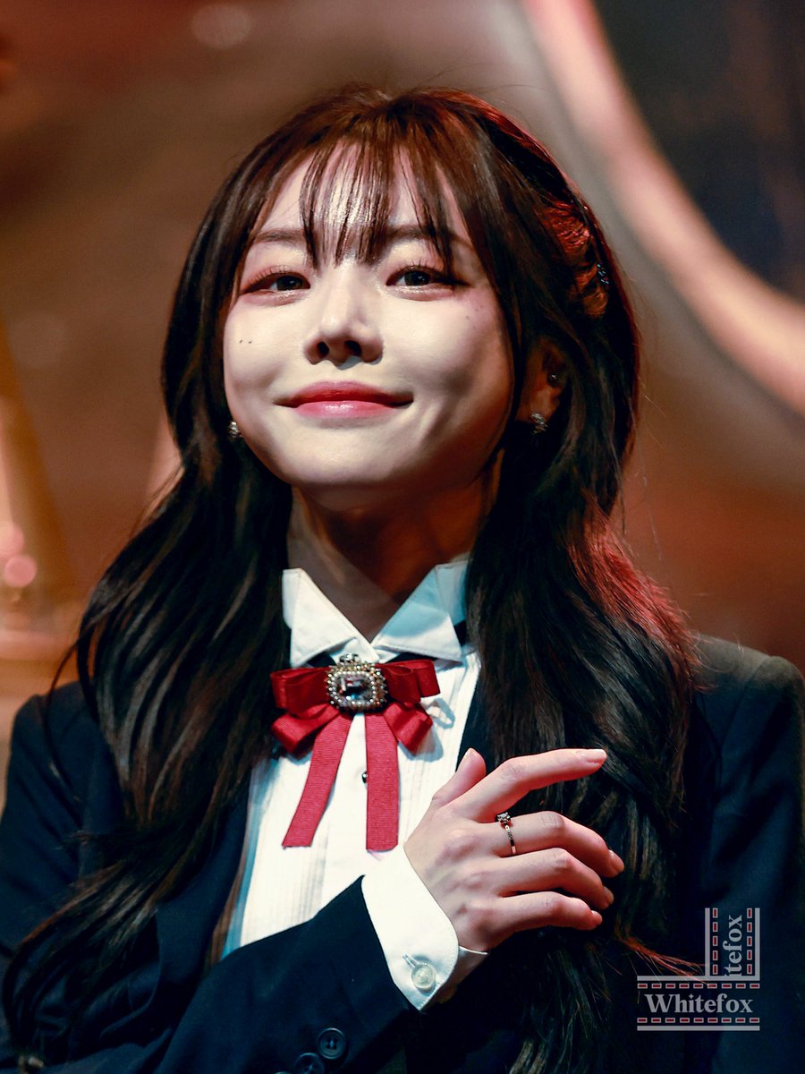 251125 연극 #포쉬 커튼콜
샬롯 | #조영화

#posh #조영화_wf