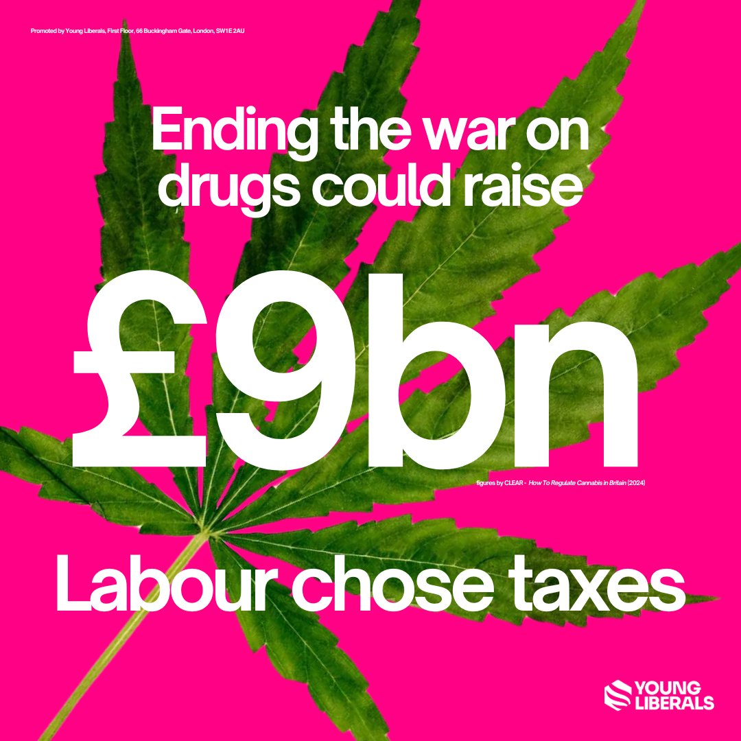 YoungLiberalsUK's tweet image. Young and overtaxed? You deserve better than Labour #AutumnBudget