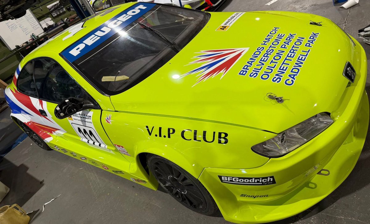 Shoutout to <a href="/rickkerry2/">rick kerry</a> and Ipswich Accident Repair centre who have just finished the livery on their 2nd BTC-T Spec Peugeot 406 Coupe. What a stunner
