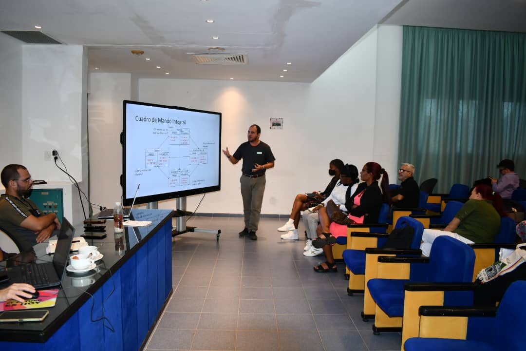 Centro de Desarrollo Local y Comunitario tweet media