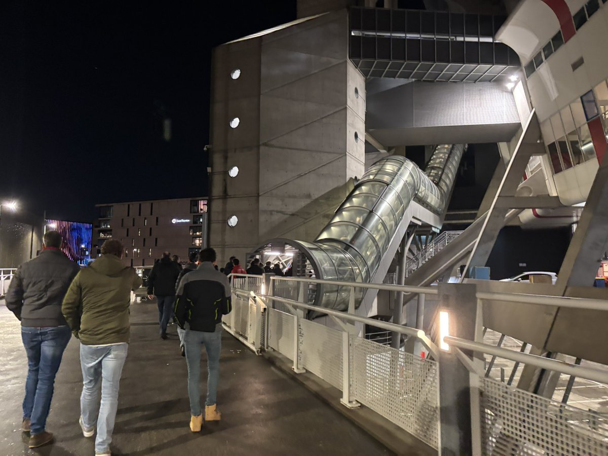 ajaxlife's tweet image. Gaan we weer. #ajax #ajaben