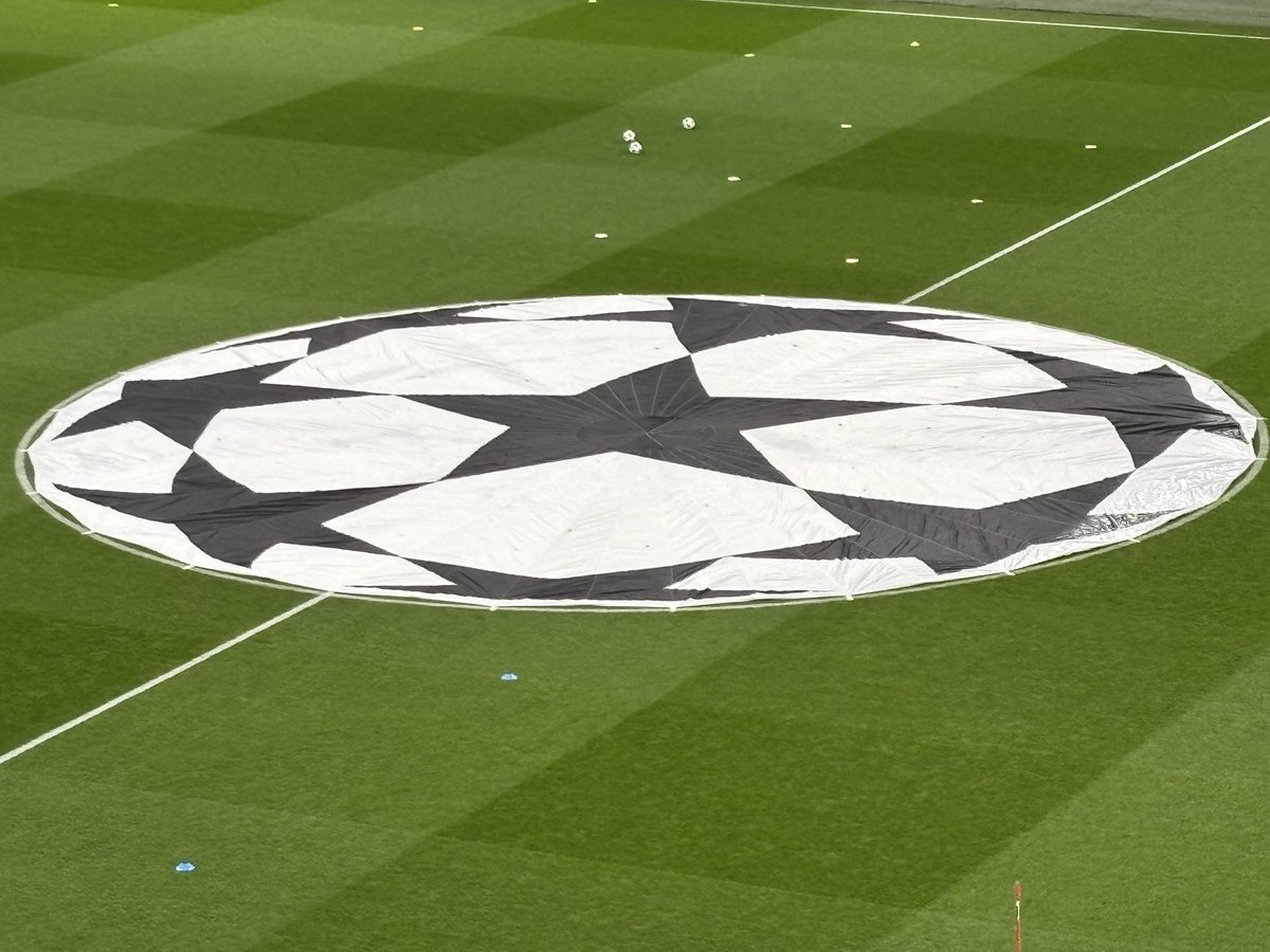 ajaxlife's tweet image. Gaan we weer. #ajax #ajaben