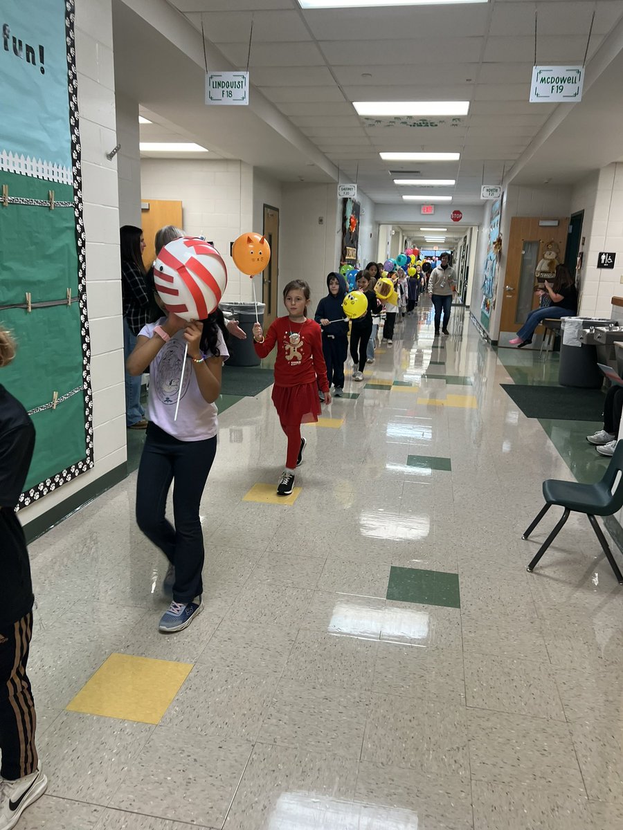 Mrs. Smith tweet media