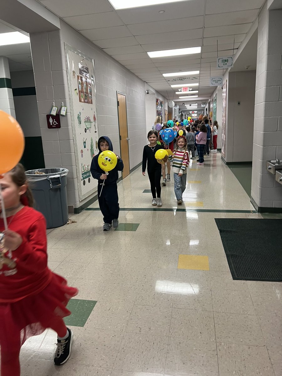 Mrs. Smith tweet media