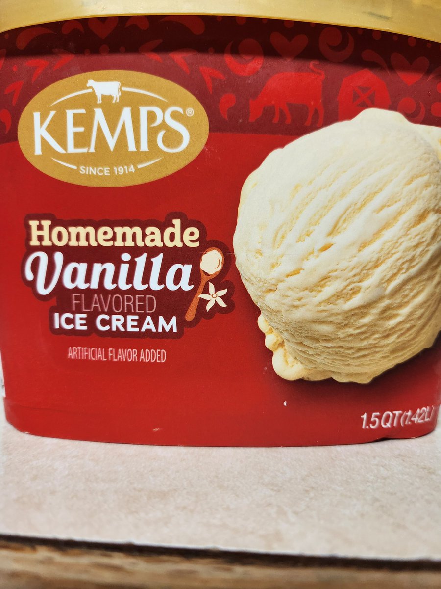 SparklyTreasures tweet media