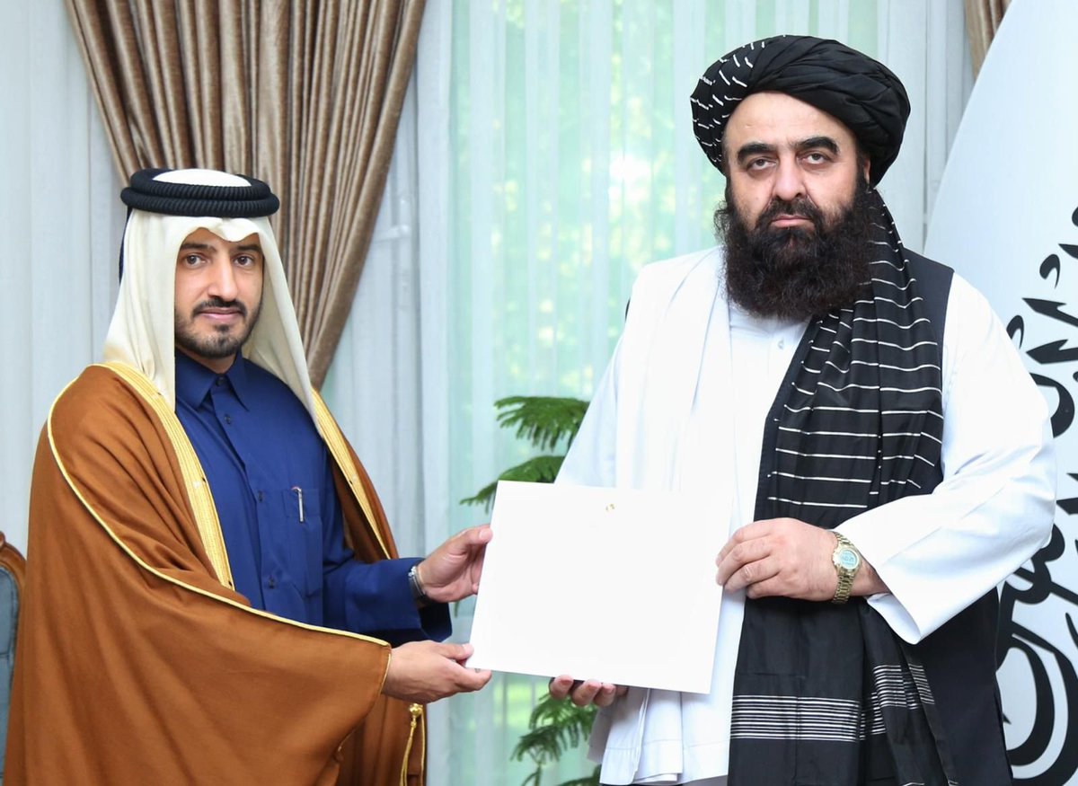 GulfTimes_QATAR's tweet photo. Acting #Foreign_Minister in #Afghan Caretaker Government receives #Qatari_Ambassador's Copy of Credentials https://t.co/SvzaNQstPE