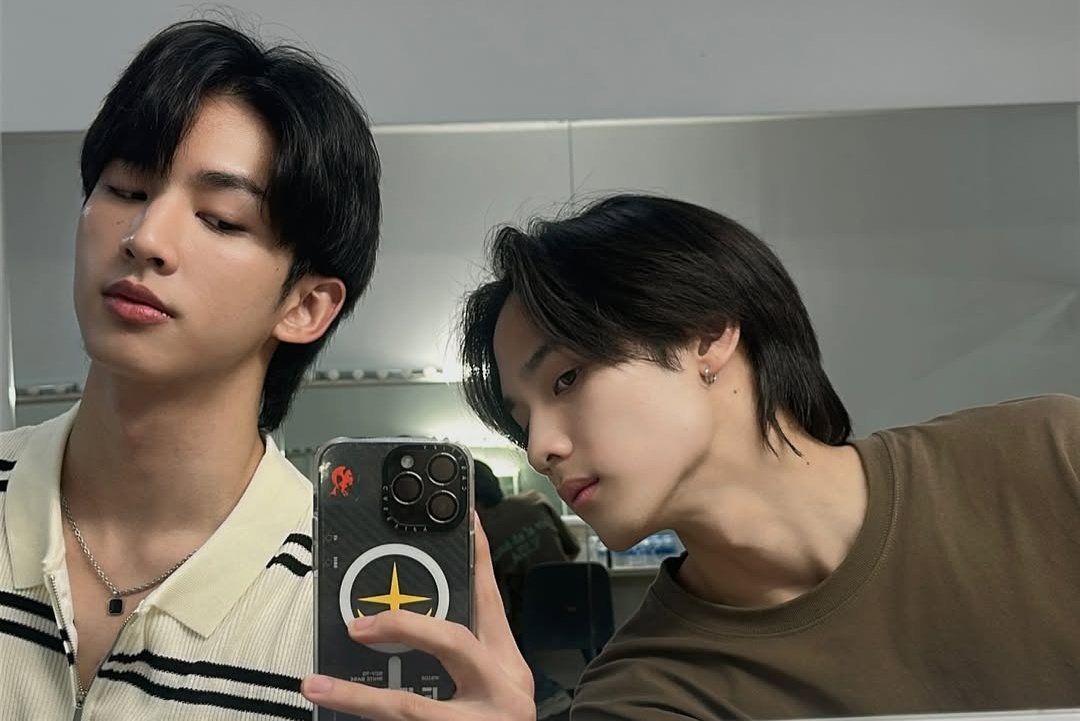 surfjavabrasil's tweet image. 💌 | Oficialmente dia 26 de novembro na Tailândia, o dia que faz um ano desde que nossos meninos foram anunciados como casal, então:

Retrospectiva de tudo que aconteceu desde então, uma thread de fã pra fã ❤️

#1YearWithSurfJava
[@swensurf @javabh28 
#swensurf #javabh #surfjava]