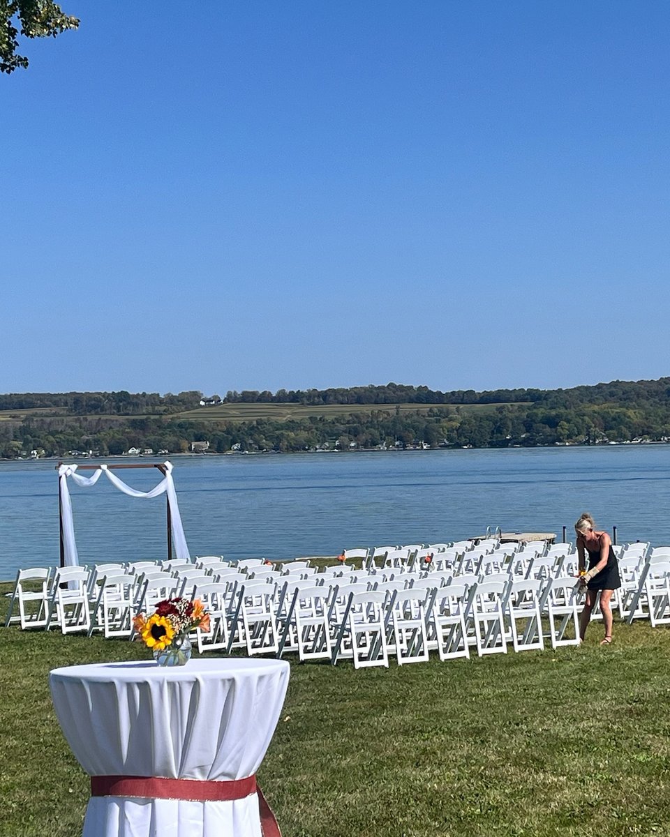 CTTCatering's tweet image. Falling in love, October edition 🍁 Photo dump of some October weddings that we catered and hosted! 🧡
.
.
.
.

#coppertopcatering #catering #eventcatering #cnycatering #wedding #privateevent