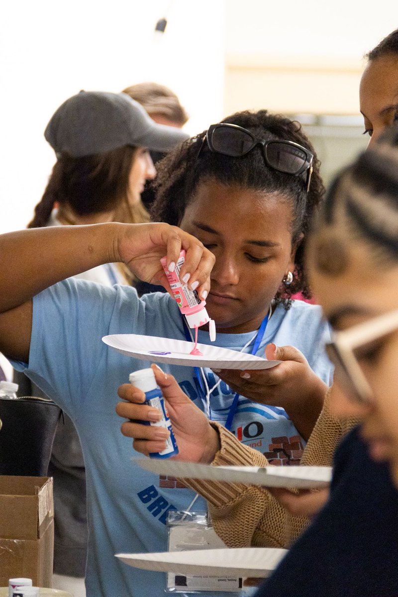 PSUScience's tweet image. In the past 26 years, they have provided fun, science activities and trips to over 500 students each summer. 

Mark your calendars for Dec. 2, and see how you can make an impact!

Learn more about Science-U&apos;s campaign at bit.ly/488R0kj