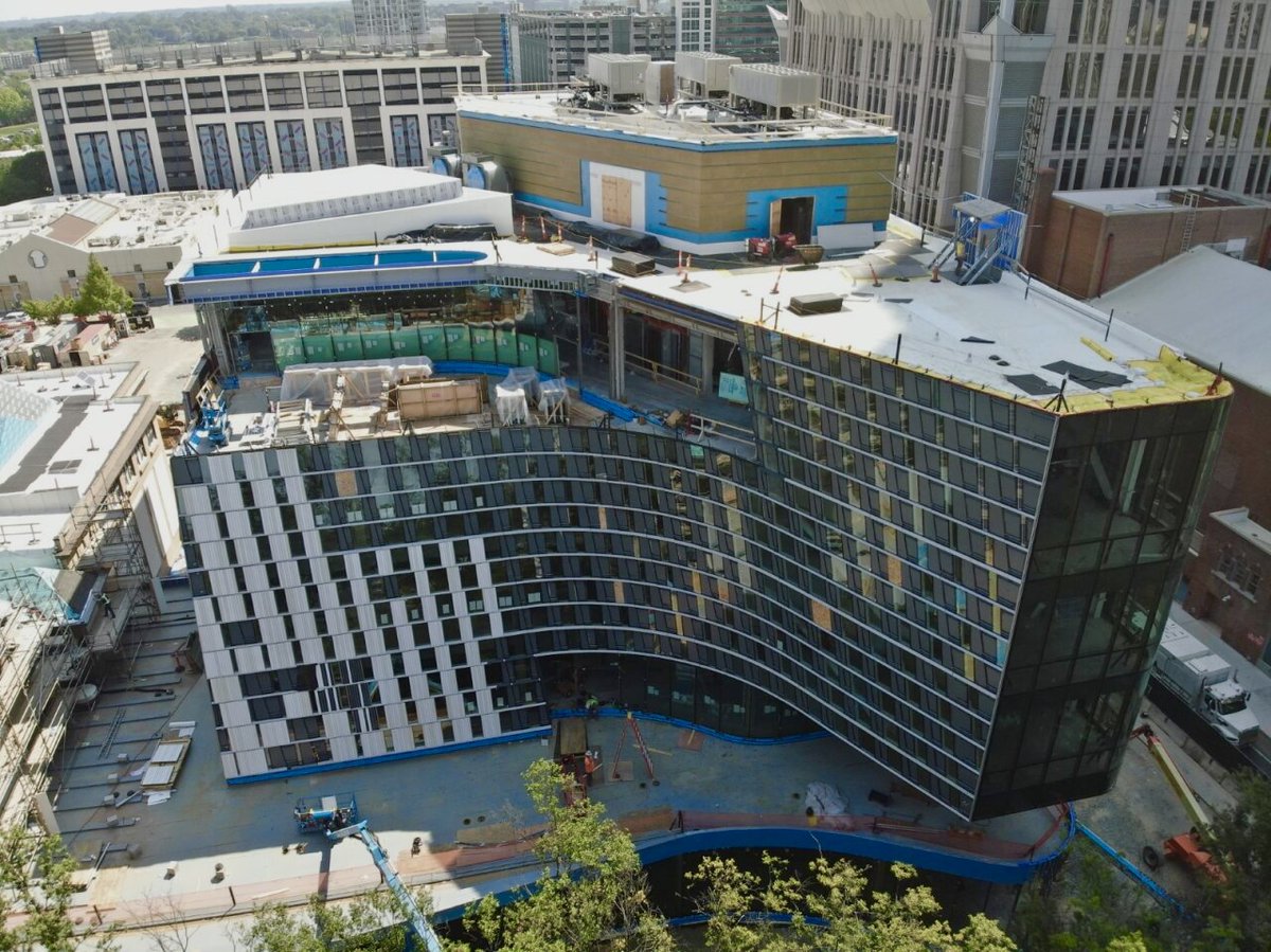 AES_Raleigh's tweet photo. 🚧Incredible progress taking place at Charlotte Mecklenburg Library🚧

Scope of work: American Metal Craft, Pure and Freeform, Fundermax, Single Skin Panels

#BuildingCharlotteNC #PanelSystems #UnderConstruction #AerialViews https://t.co/mM2uz16k4J