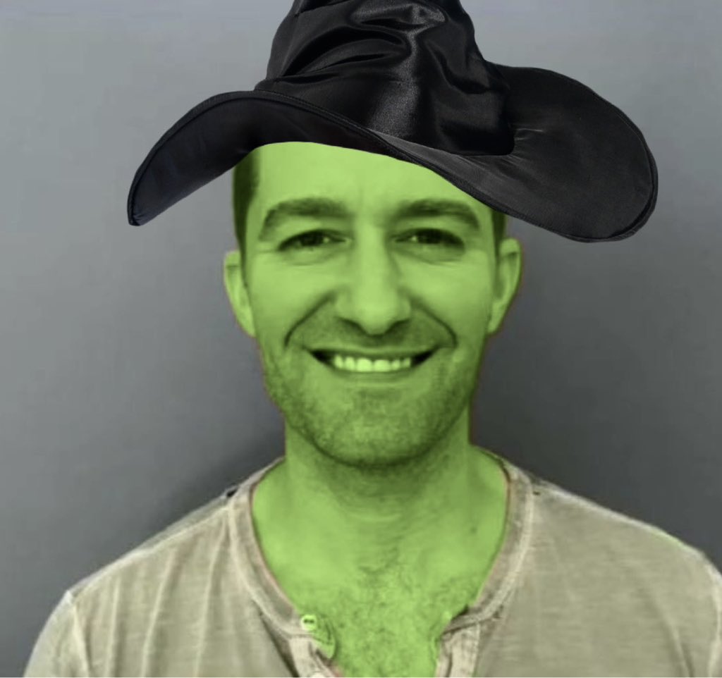 luvharkness's tweet image. matthew morrison MM flip it around wicked witch