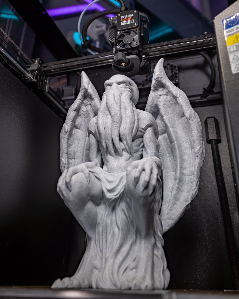 The first print laid down on the <a href="/Prusa3D/">Prusa3D</a> Core One L was a max Z height (330mm) Chtulhu. A little over 17 hours at a .2mm layer height w/ a .4mm nozzle. Printed in <a href="/prusament/">Prusament</a> Marble PLA. #3dprinting
