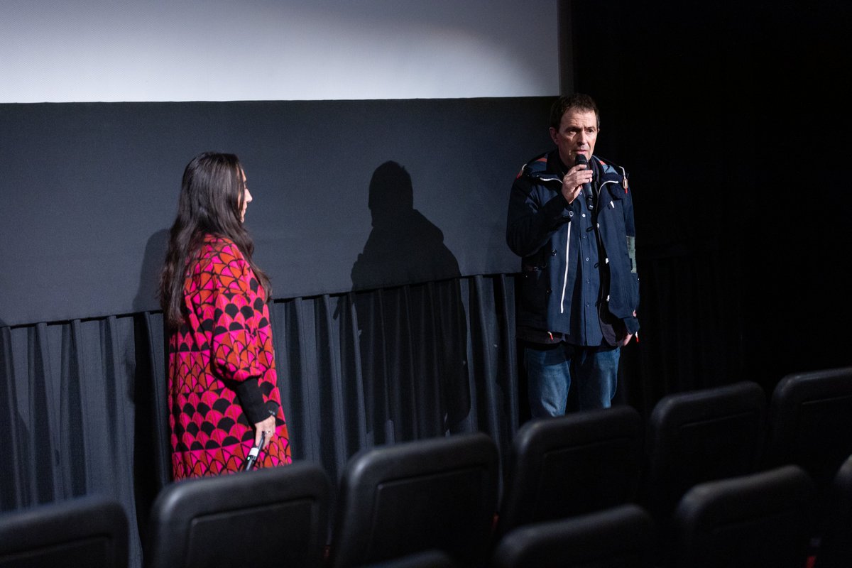 DOCNYCfest's tweet image. Congratulations to all of the films that took awards home yesterday! Explore this roundup of just a few images of award-winners in the wild at DOC NYC over the past two weeks 👏 

Learn more about the award-winners:
docnyc.net/news/2025-awar…